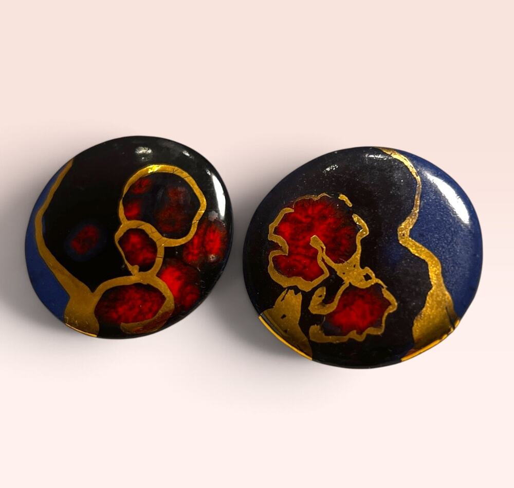 Vintage 1980s Modernist Enamel Disc Stud Earrings – Japanese Shippo Style